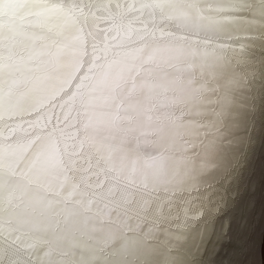Lino inserti organza e Filet
